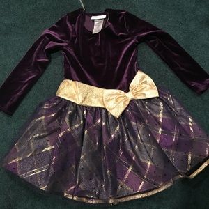 Holiday dress for girls
